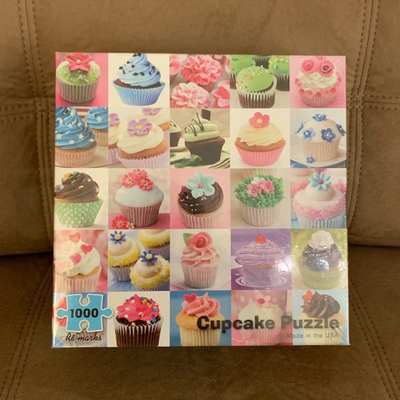 NIB 1000 Piece Cupcake Puzzle - Picture 1 of 5